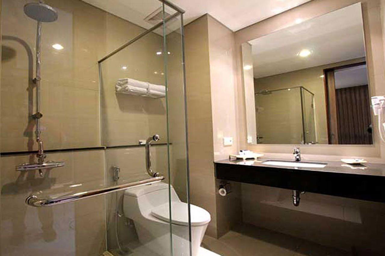 Oyo 1699 Verona Residence Bandung Exterior foto
